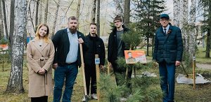 ТГПУ принял участие в высадке в Лагерном саду именных кедров в честь Героев Советского Союза
