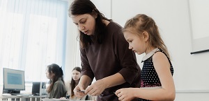 На Всероссийской неделе родительской компетентности Центр поддержки семьи ТГПУ провел вебинары, посвященные теме Великой Отечественной войны 