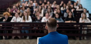 В подведомственных Министерству просвещения РФ педагогических вузах на бюджетной основе обучаются 70% студентов В подведомственных Министерству просвещения РФ педагогических вузах на бюджетной основе обучаются 70% студентов