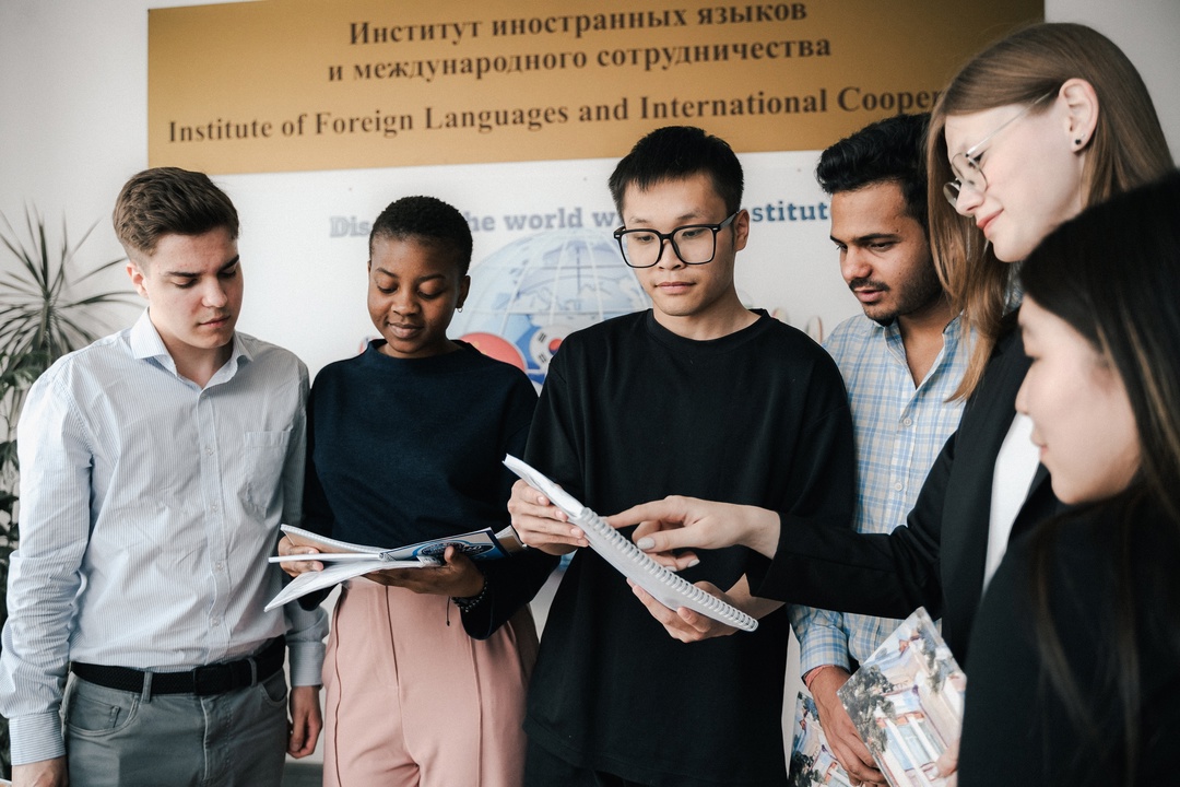 XIX Международная научно-практическая конференция «Иностранный язык и межкультурная коммуникация» XIX Международная научно-практическая конференция «Иностранный язык и межкультурная коммуникация»