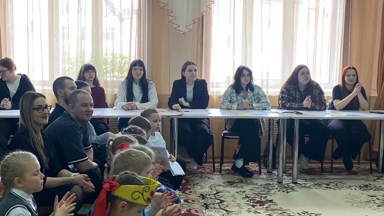 Диалог поколений: студенты-педагоги в роли экспертов дошкольной конференции