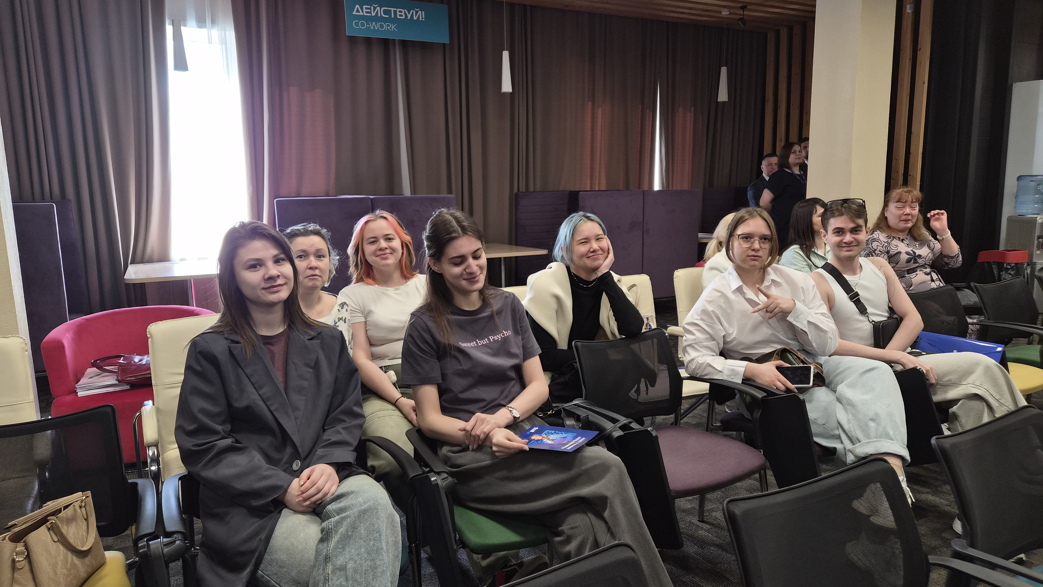 Студенты ТЭФ прокачали свои знания на Митапе про банкинг от ВТБ  в Томске
