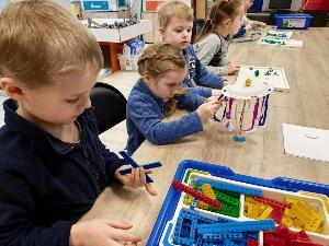 Весёлые аттракционы: практические занятия по LEGO-конструированию для юных инженеров