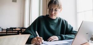 Педагогические вузы России готовятся к переходу на новую систему высшего образования Педагогические вузы России готовятся к переходу на новую систему высшего образования