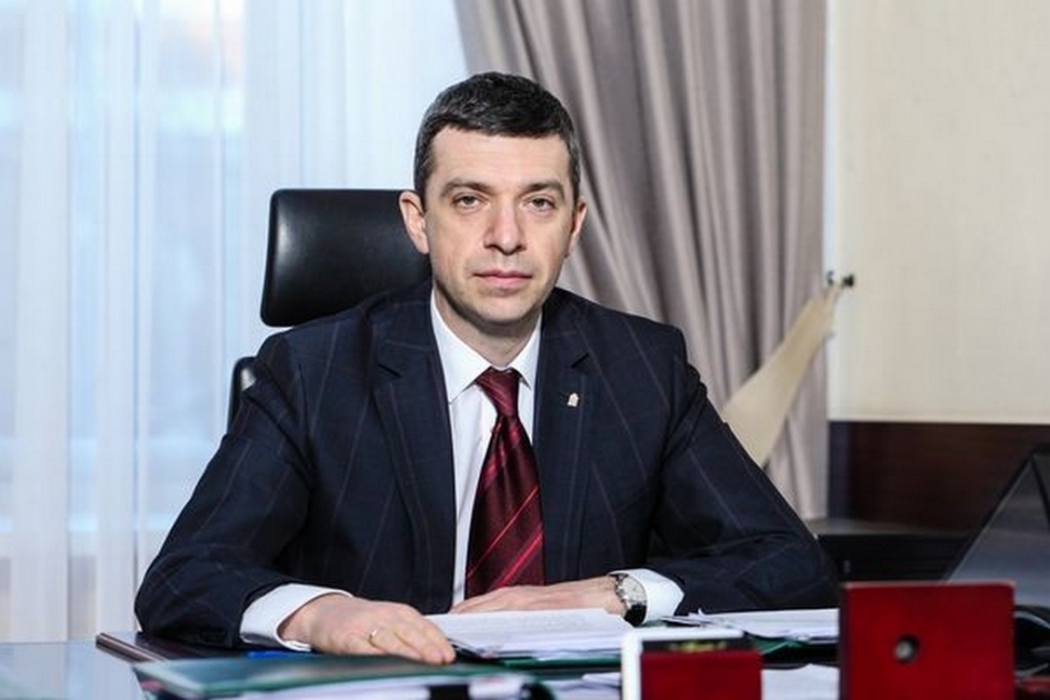 Ратнер М